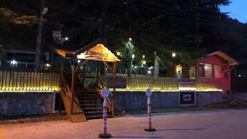 Majoituspaikan sisäänkäynti