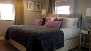 Egyptian cotton sheets, premium bedding, individually decorated