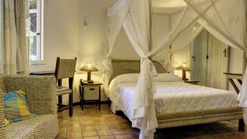 Quarto standard | Frigobar, cofres nos quartos, Wi-Fi de cortesia, roupa de cama