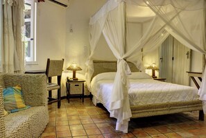Standard Room | Minibar, in-room safe, free WiFi, bed sheets - Hotel Espelho D’Água Arraial Beach Club (Porto Seguro)