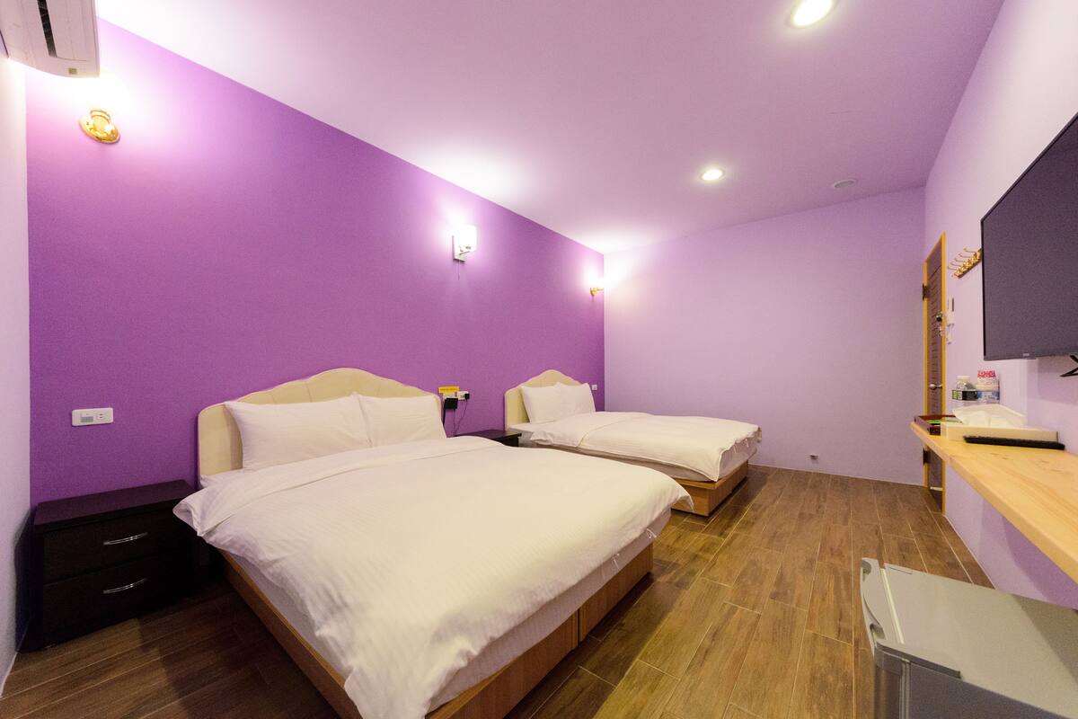 Bureau, rideaux occultants, chambres insonorisées, Wi-Fi gratuit