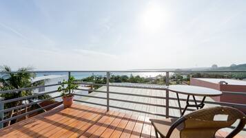 Habitación doble, 1 cama matrimonial, balcón | Balcón
