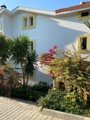 Villa Tokur