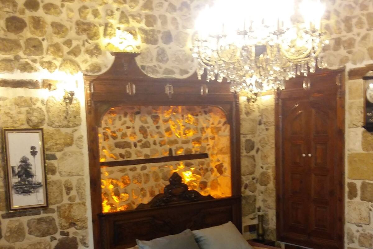 Quarto triplo | Escrivaninha, Wi-Fi de cortesia, roupa de cama