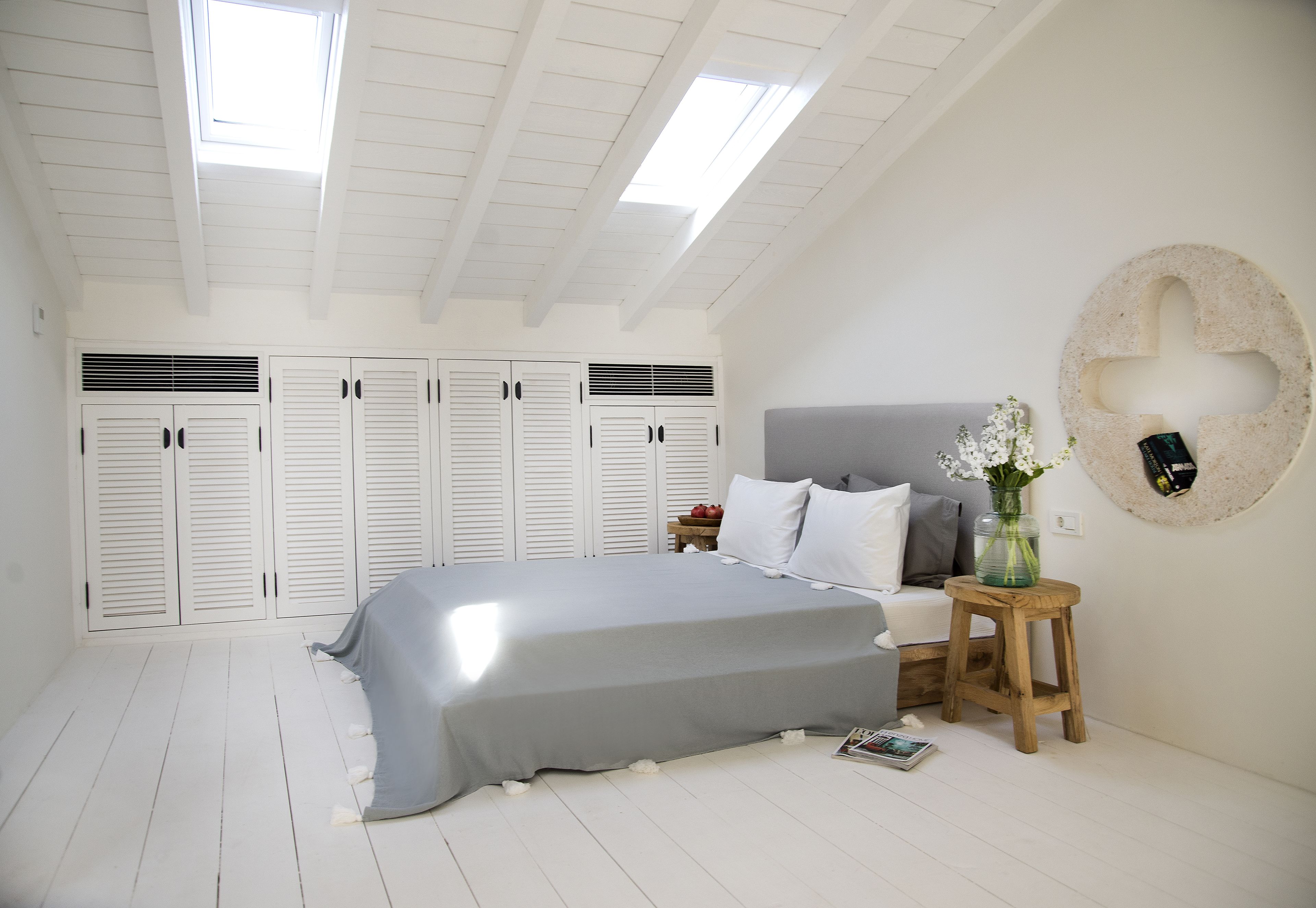 deluxe loft, 2 bedrooms, mezzanine | 1 bedroom, minibar, in-room safe, iron/ironing board