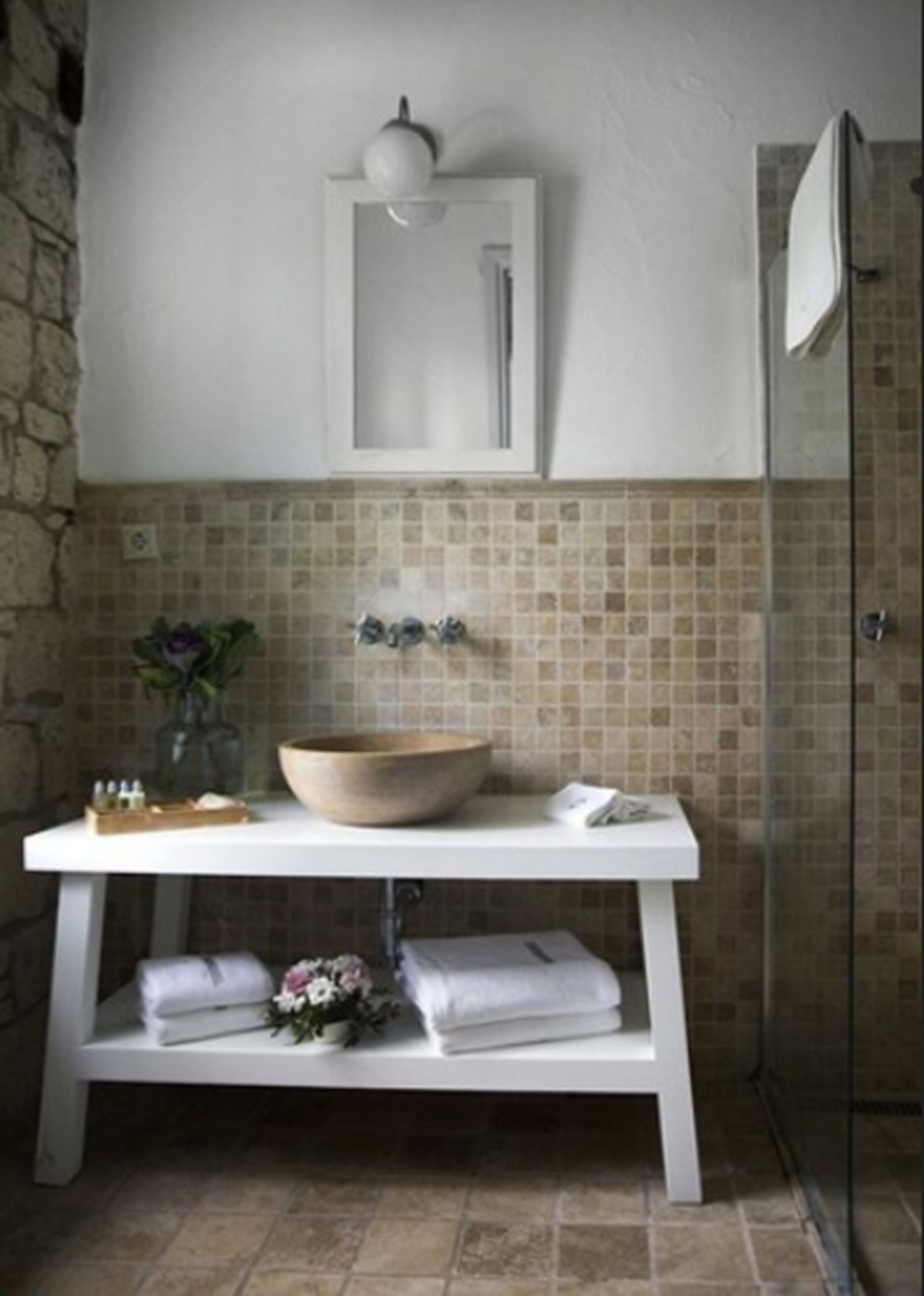 signature double room, pool view | bathroom | shower, free toiletries, hair dryer, slippers