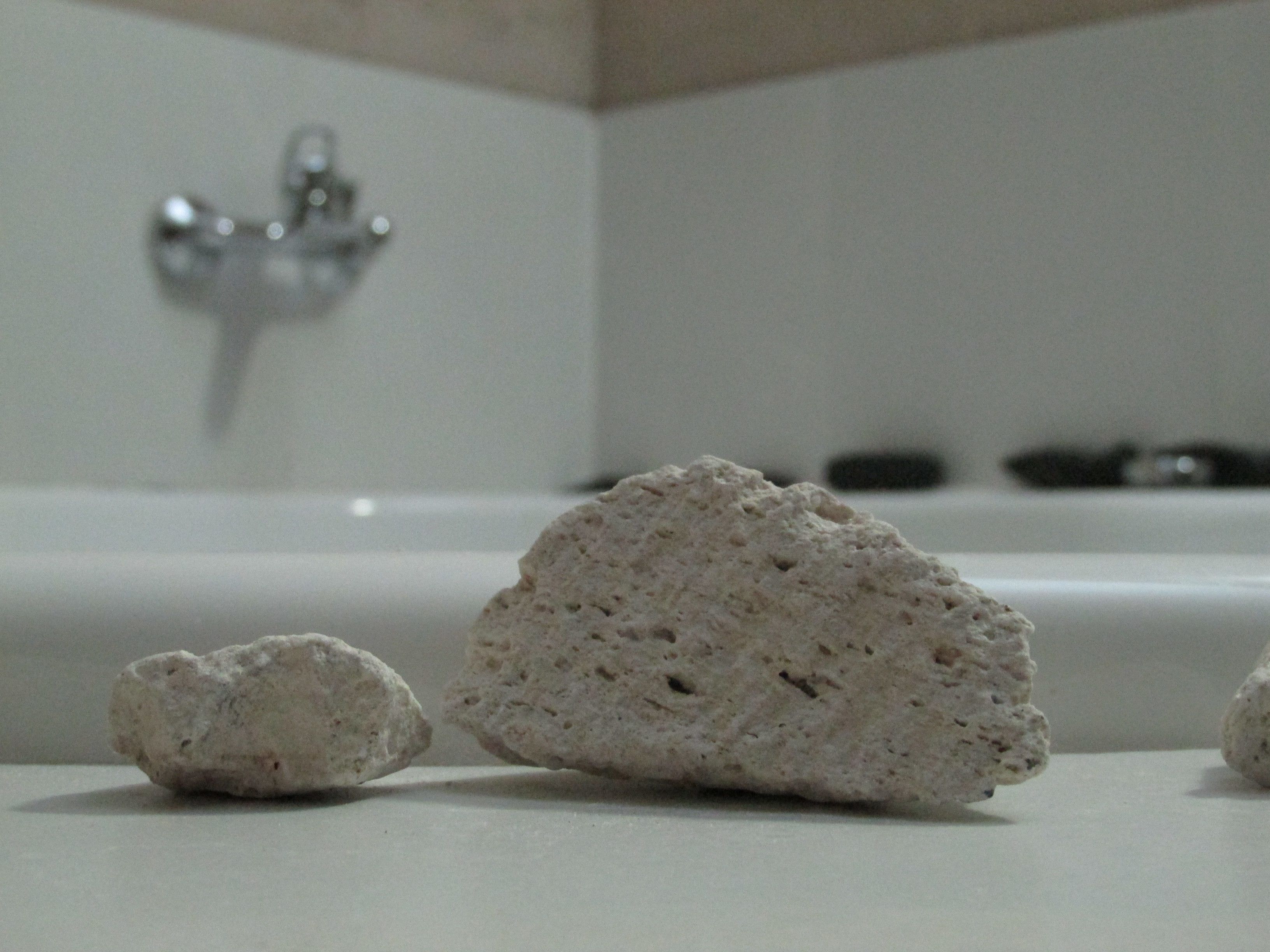 hot tub, body treatments, aromatherapy, facials, reflexology