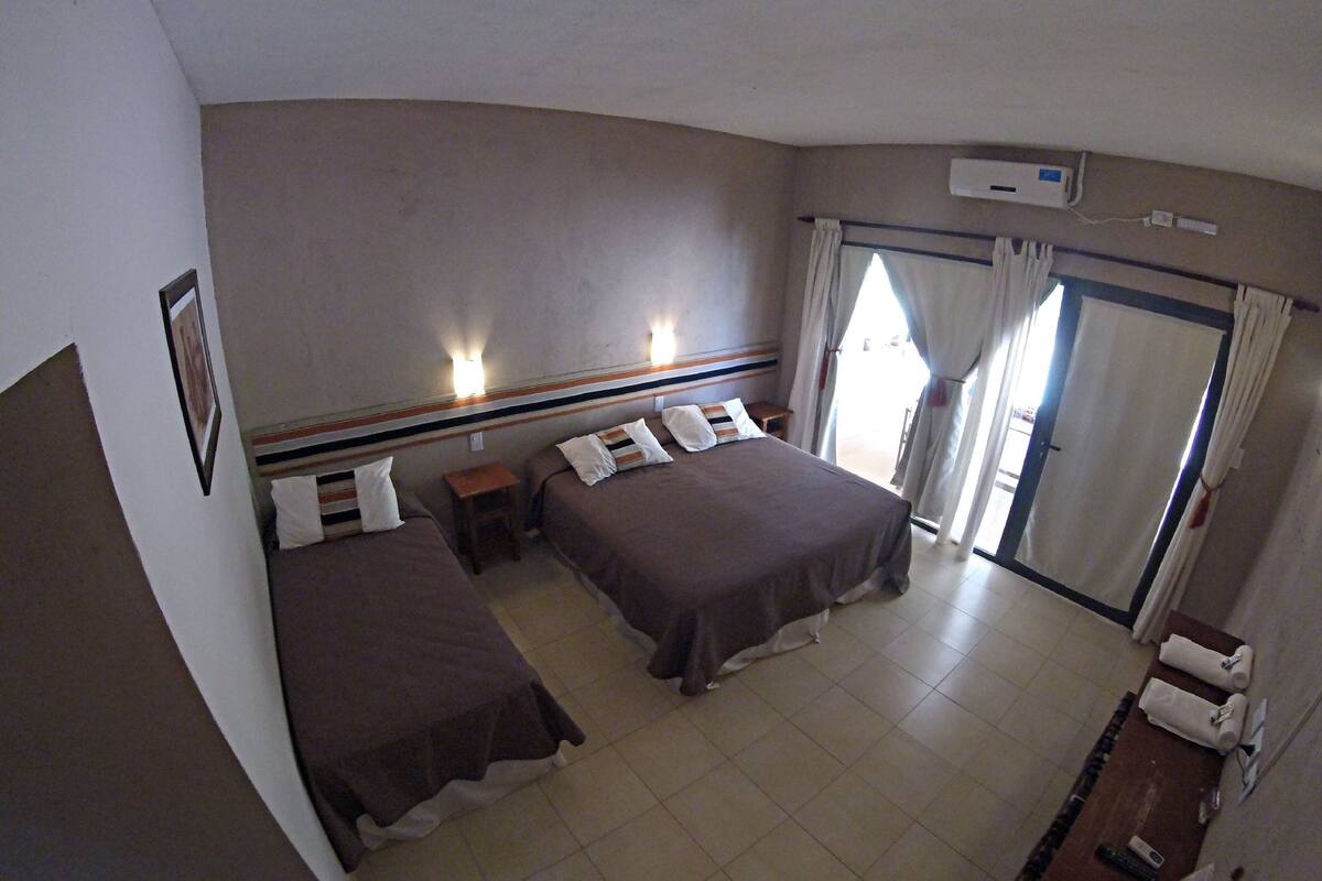 room (shinqui) | premium bedding, minibar, individually decorated, individually furnished