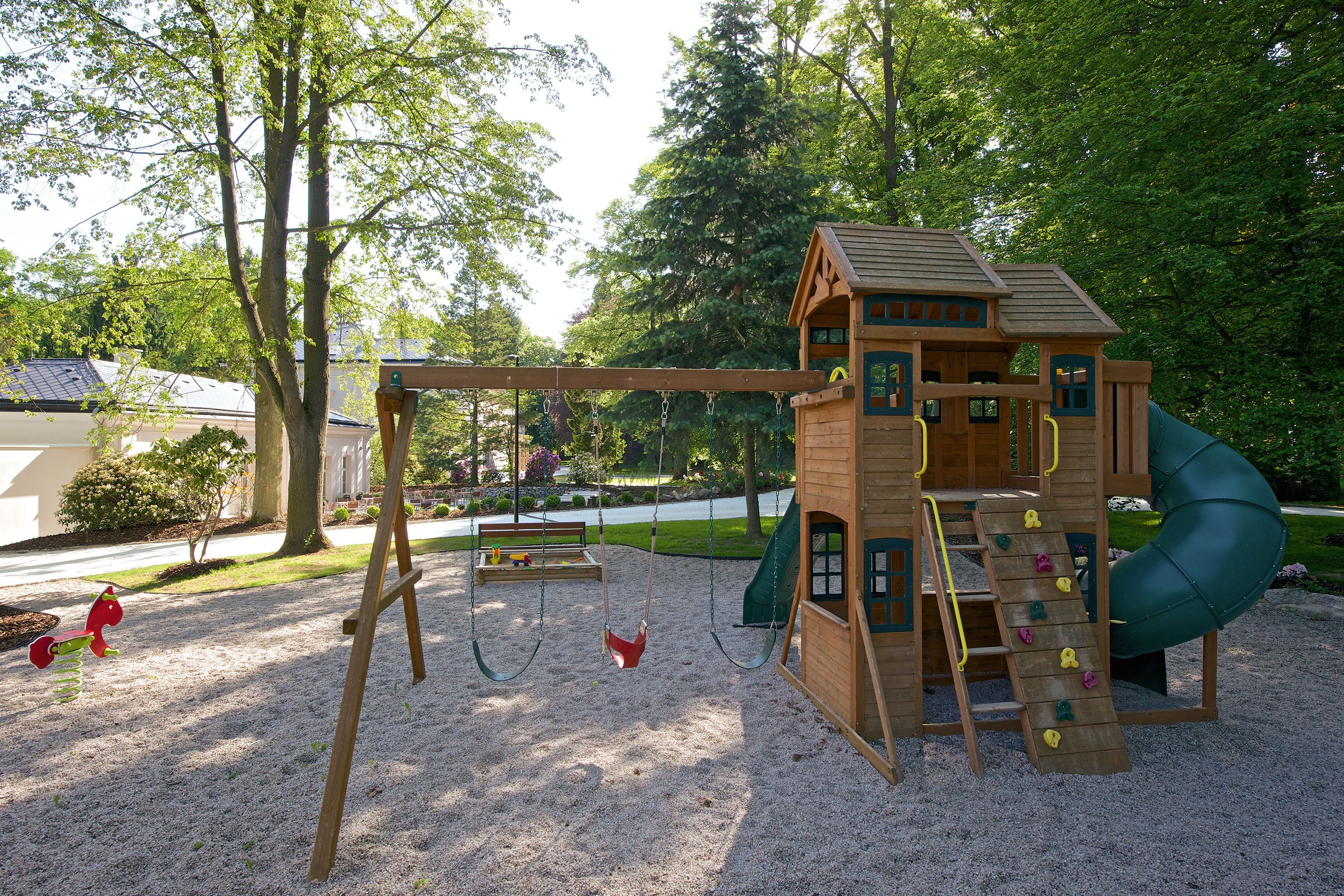 Children's play area - outdoor