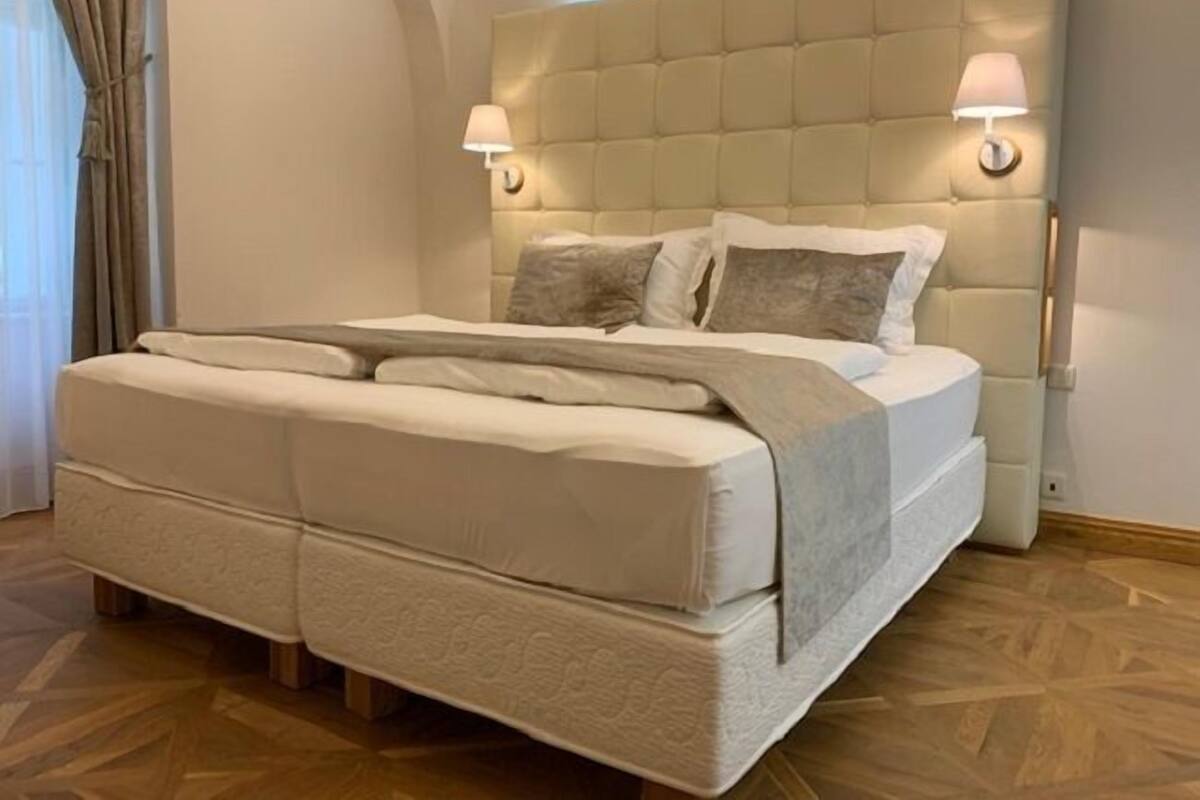 Family Apartment (separate bedroom, park view ) | Premium bedding, memory-foam beds, minibar, in-room safe