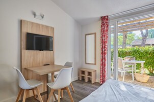 Estudio | Sistema de insonorización, cunas (de pago), wifi gratis y ropa de cama