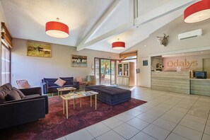 Reception - Résidence Club Odalys Les Gardians (Arles)