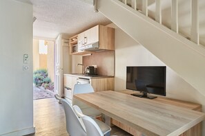 Căn hộ, 1 phòng ngủ (Mezzanine) | 1 phòng ngủ, phòng cách âm, nôi/giường cho trẻ sơ sinh (phụ phí)