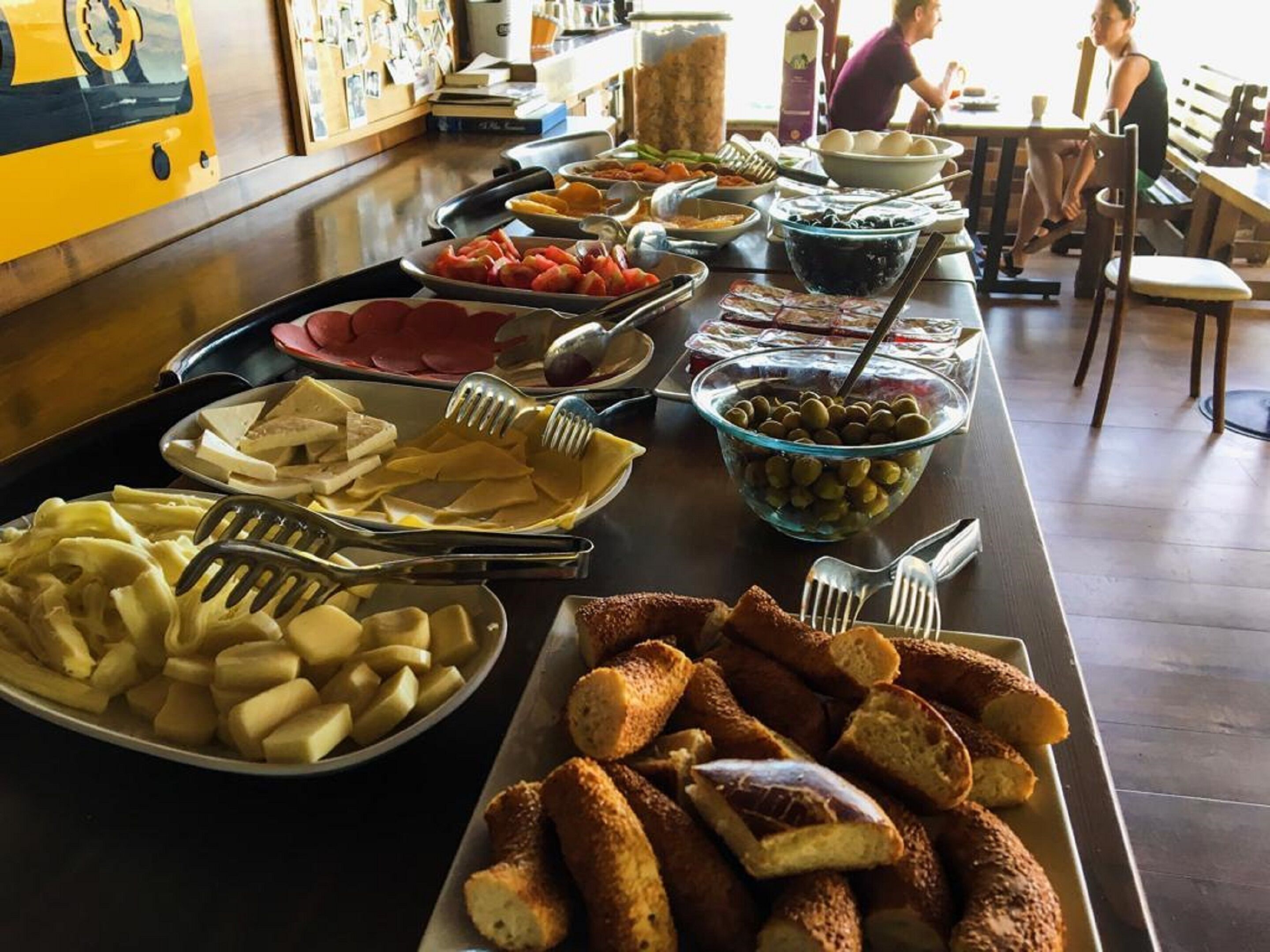 Petit déjeuner buffet