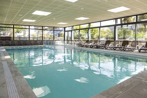 Indoor pool, seasonal outdoor pool - Domaine Résidentiel de Plein Air Le Port de la Chaine (Pleubian)
