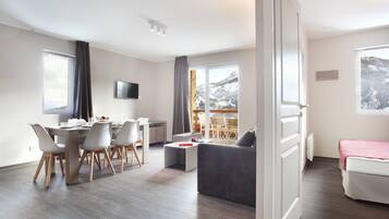 2 chambres, lits bébé (en supplément), Wi-Fi gratuit, draps fournis