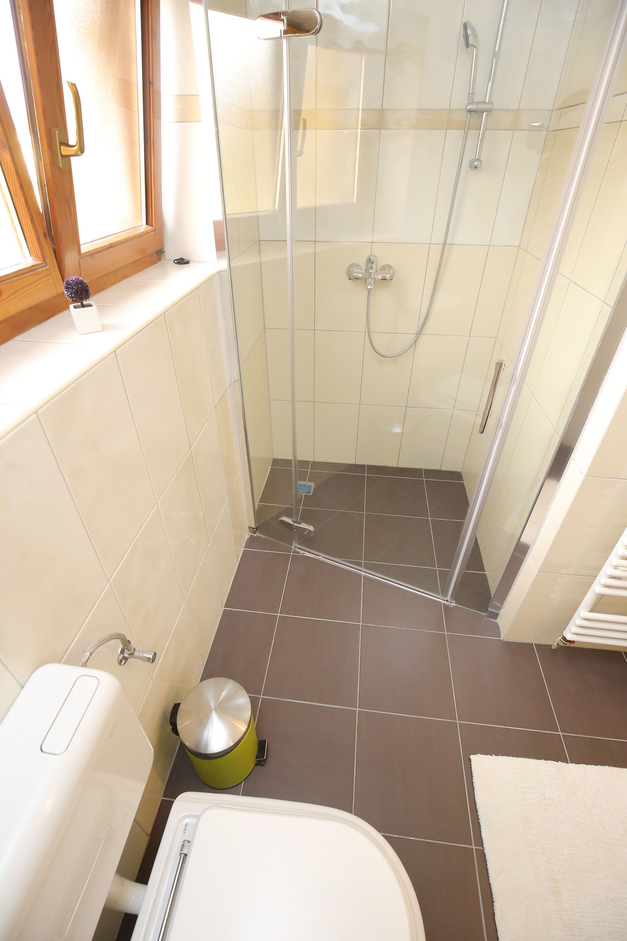 Appartement Deluxe, 3 chambres, 2 salles de bains, vue mer | Douche de la salle de bain