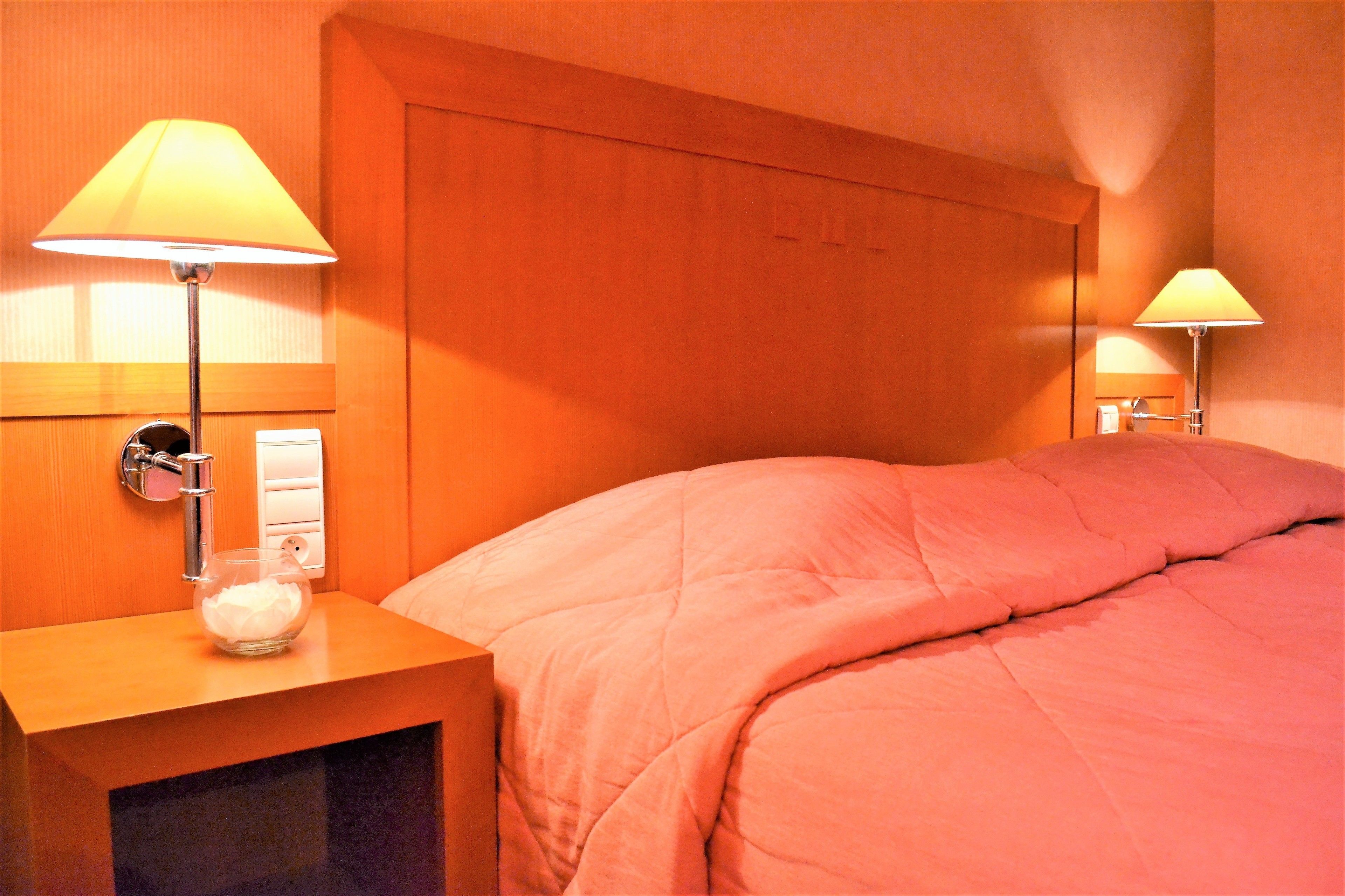 standard double room | minibar, desk, soundproofing, iron/ironing board
