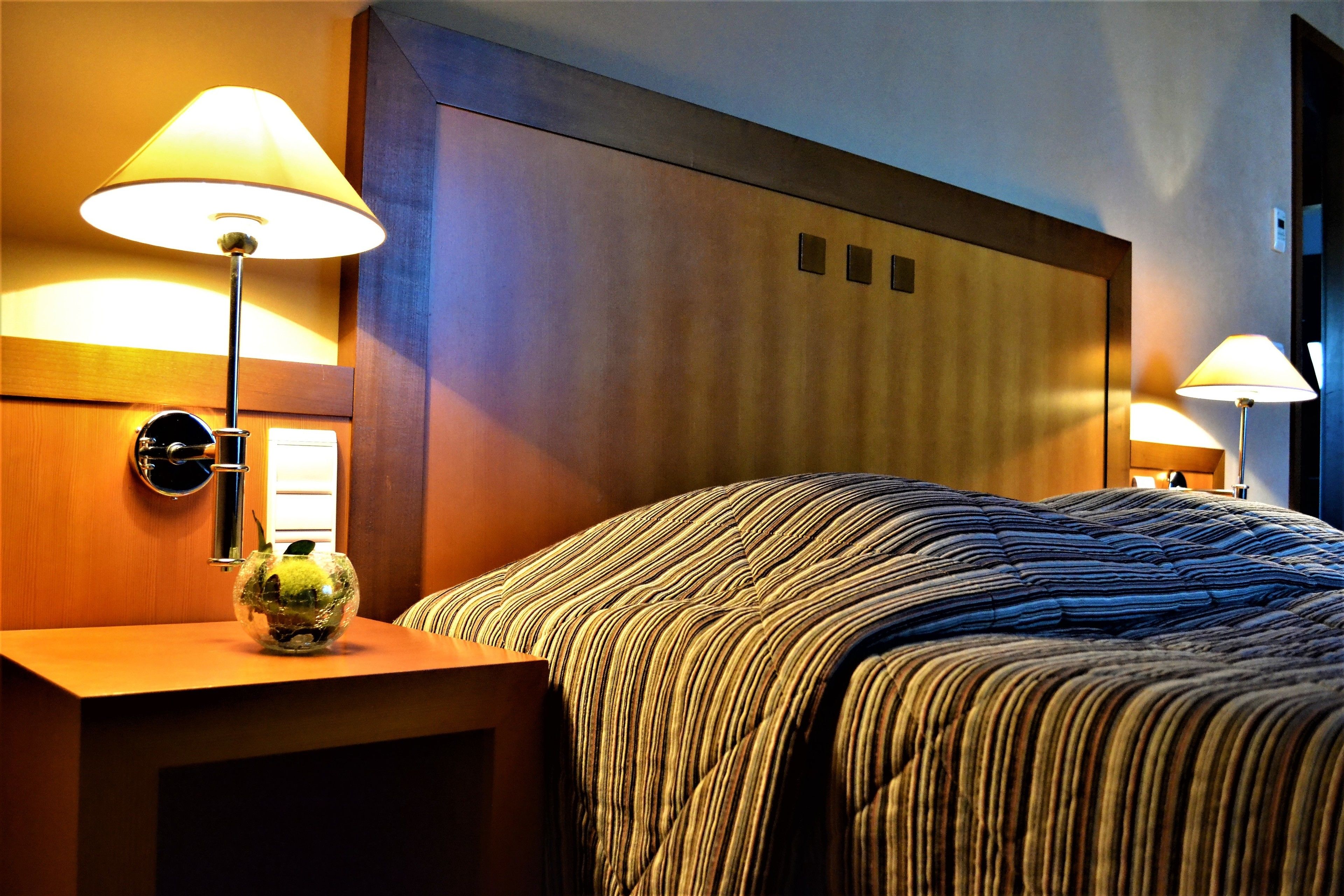 superior double room | minibar, desk, soundproofing, iron/ironing board