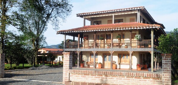 Fachada del alojamiento