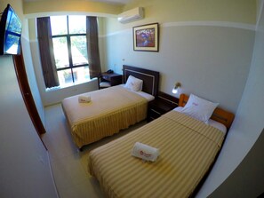 Twin Room | In-room safe, desk, free WiFi