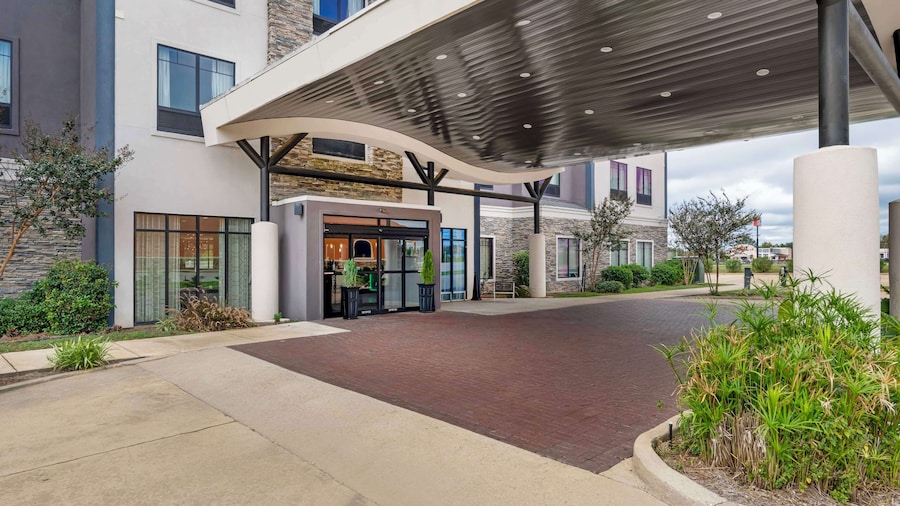 Best Western PLUS Ruston Hotel