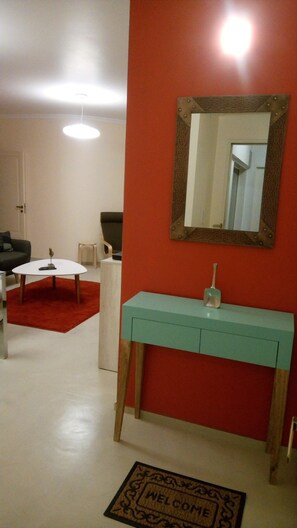 1 bedroom, premium bedding, pillowtop beds, blackout drapes