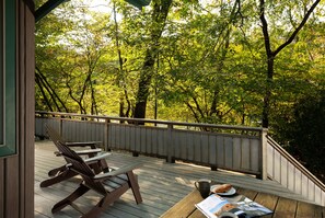 Terrace/patio - Paddler's Lane Retreat (Confluence)
