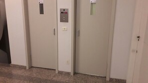 Hallway - Studio One (Rio de Janeiro)