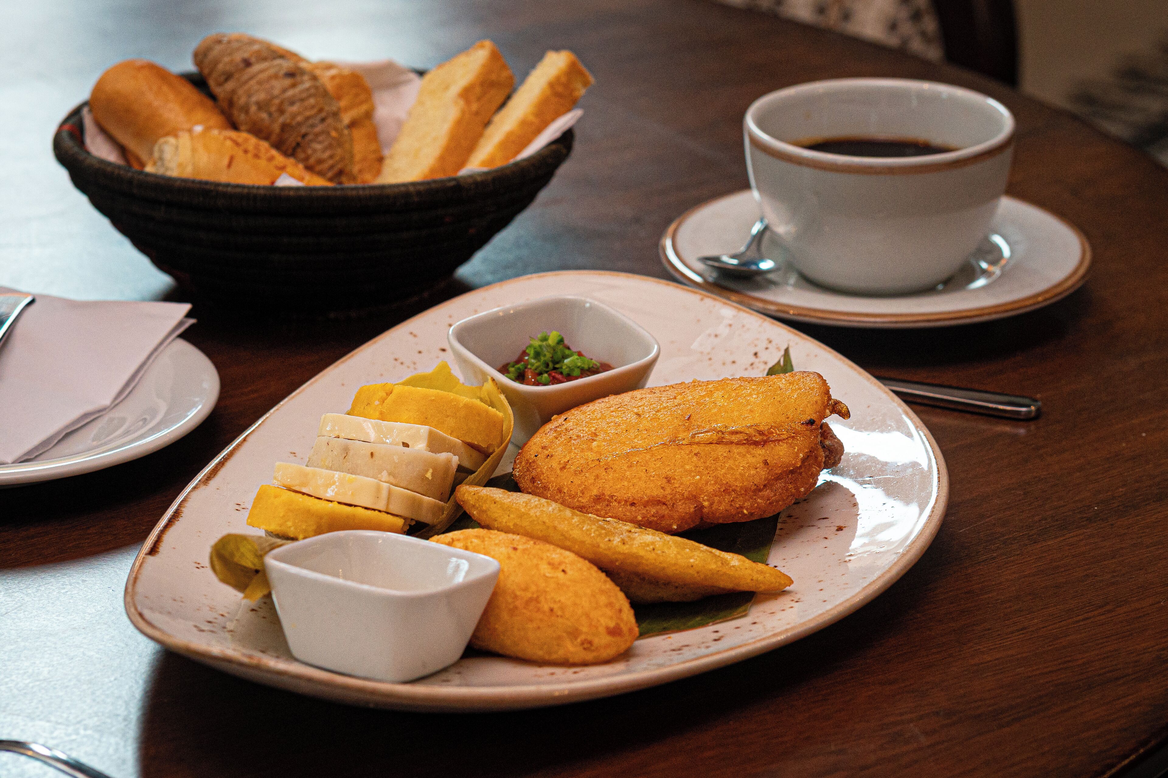 breakfast, lunch and dinner served