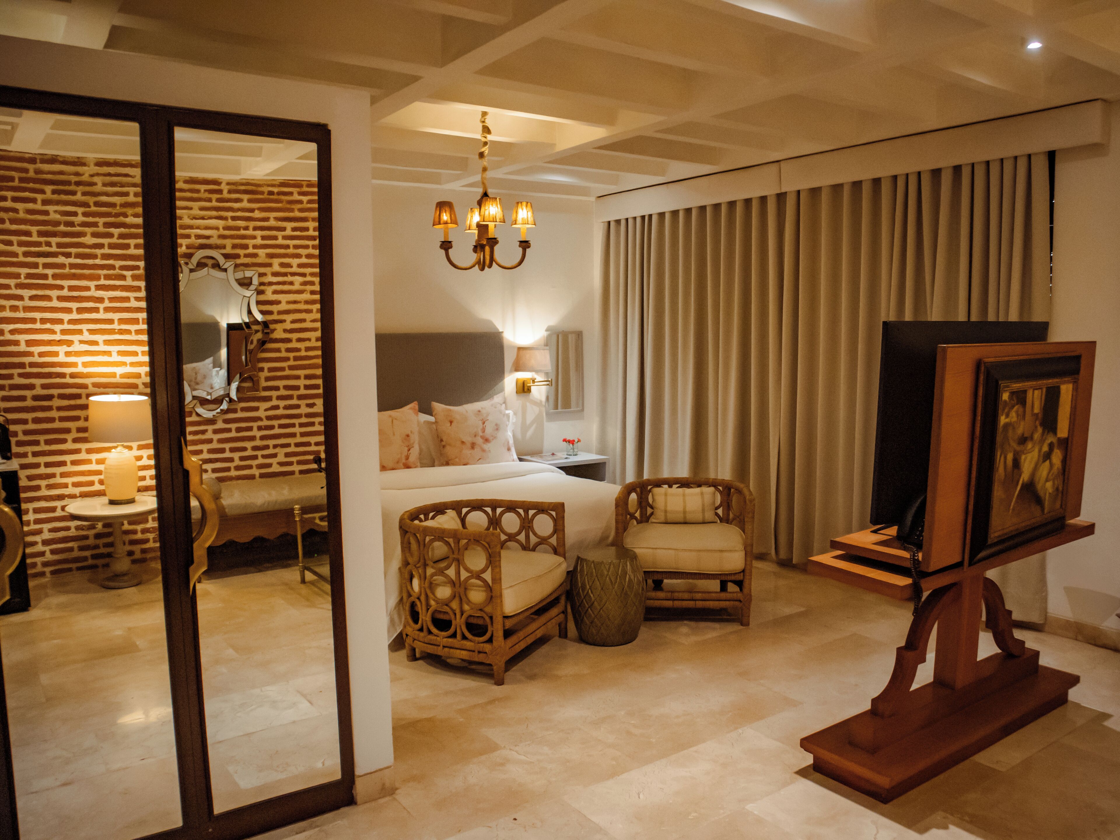 Suite, 1 King Bed