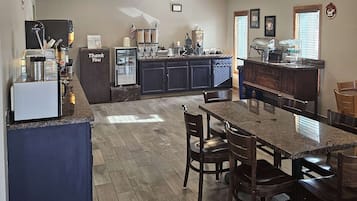 Desayuno buffet incluido todos los días