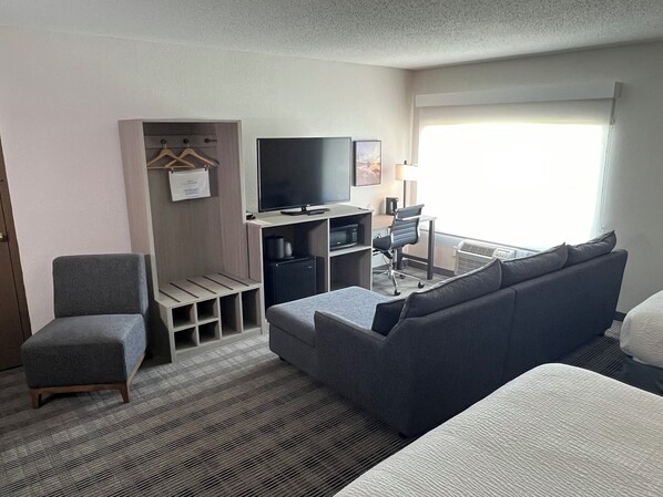 Family Suite, Multiple Beds, Non Smoking | Hypo-allergenic bedding, desk, blackout curtains, iron/ironing board - AmericInn by Wyndham Baxter Brainerd (Baxter)