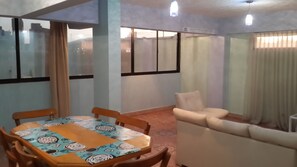 City Apartment, 1 Bedroom, Kitchen, City View - Space BTP (Cochabamba)