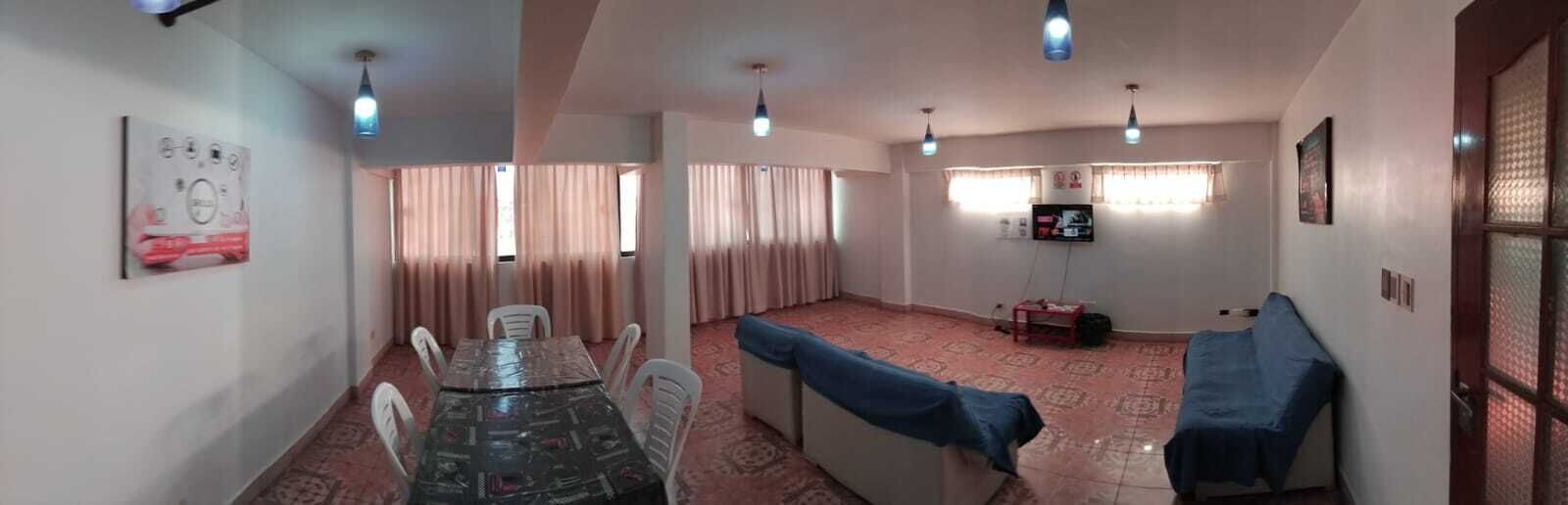 2 bilik tidur, gebar bulu kapas, seterika/papan seterika, cadar katil 