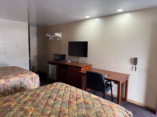 Deluxe Inn