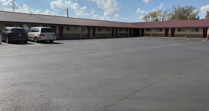 Deluxe Inn