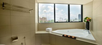 Riccarton Capsule Hotel