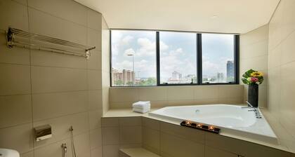 Riccarton Capsule Hotel