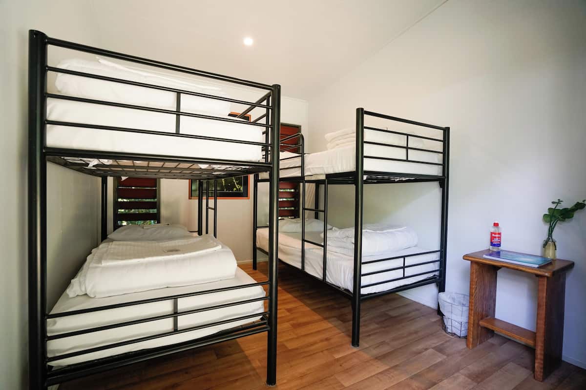 Economy Quadruple Room