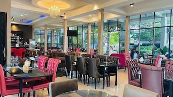 Frühstück, Mittagessen, Abendessen, thailändische Küche