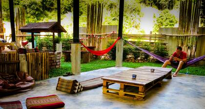 SabaiDee Lanta Hostel