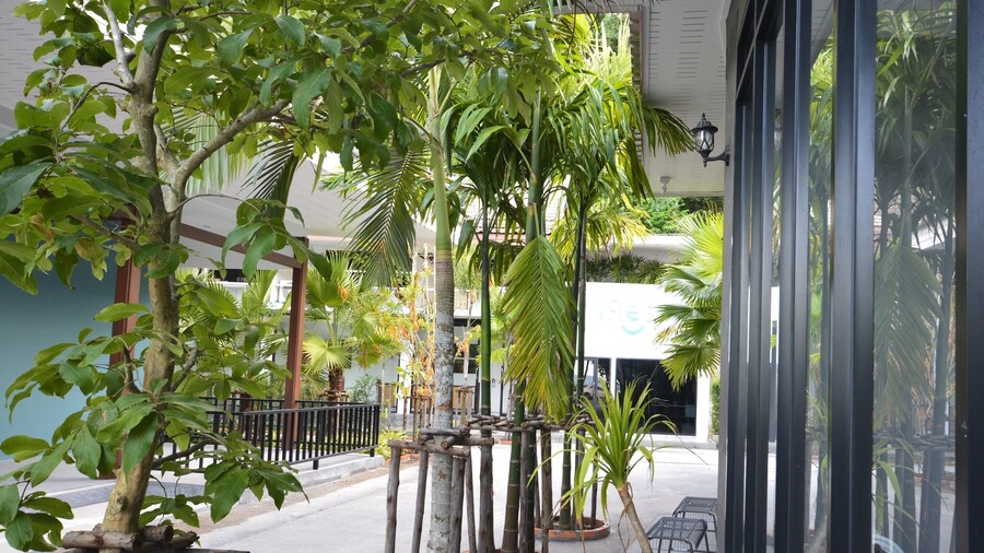 iRest Ao Nang Seafront