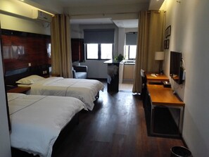 Elite Suite with Twin Bed | Desk, free WiFi - Cotton hotel (Chengdu)