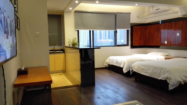Quadruple Suite | Desk, free WiFi - Cotton hotel (Chengdu)