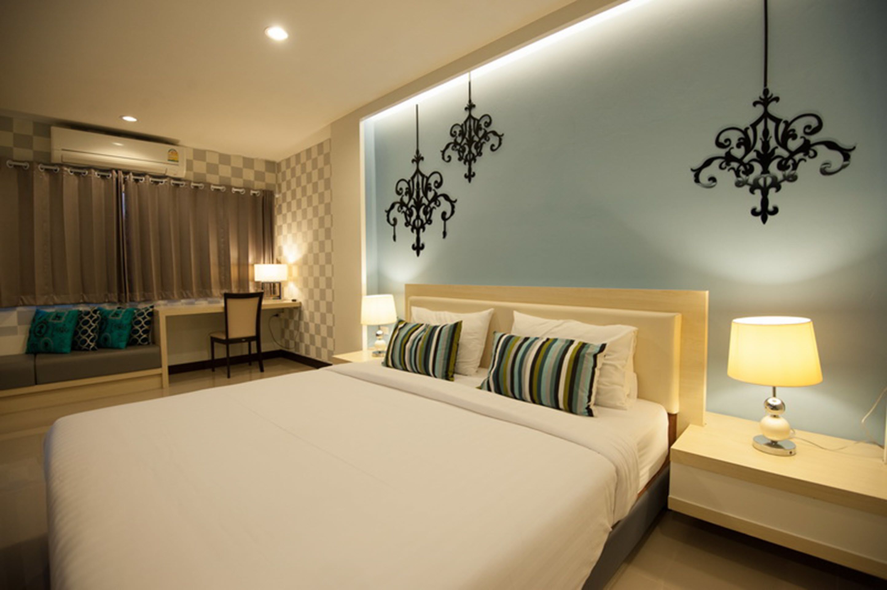 Deluxe King | Bàn, bàn ủi/dụng cụ ủi quần áo, truy cập Internet không dây miễn phí 