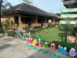 Standard Twin Room | Terrasse/Patio