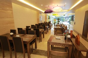 Dining - Inearth Hotel Hanoi (Hanoi)