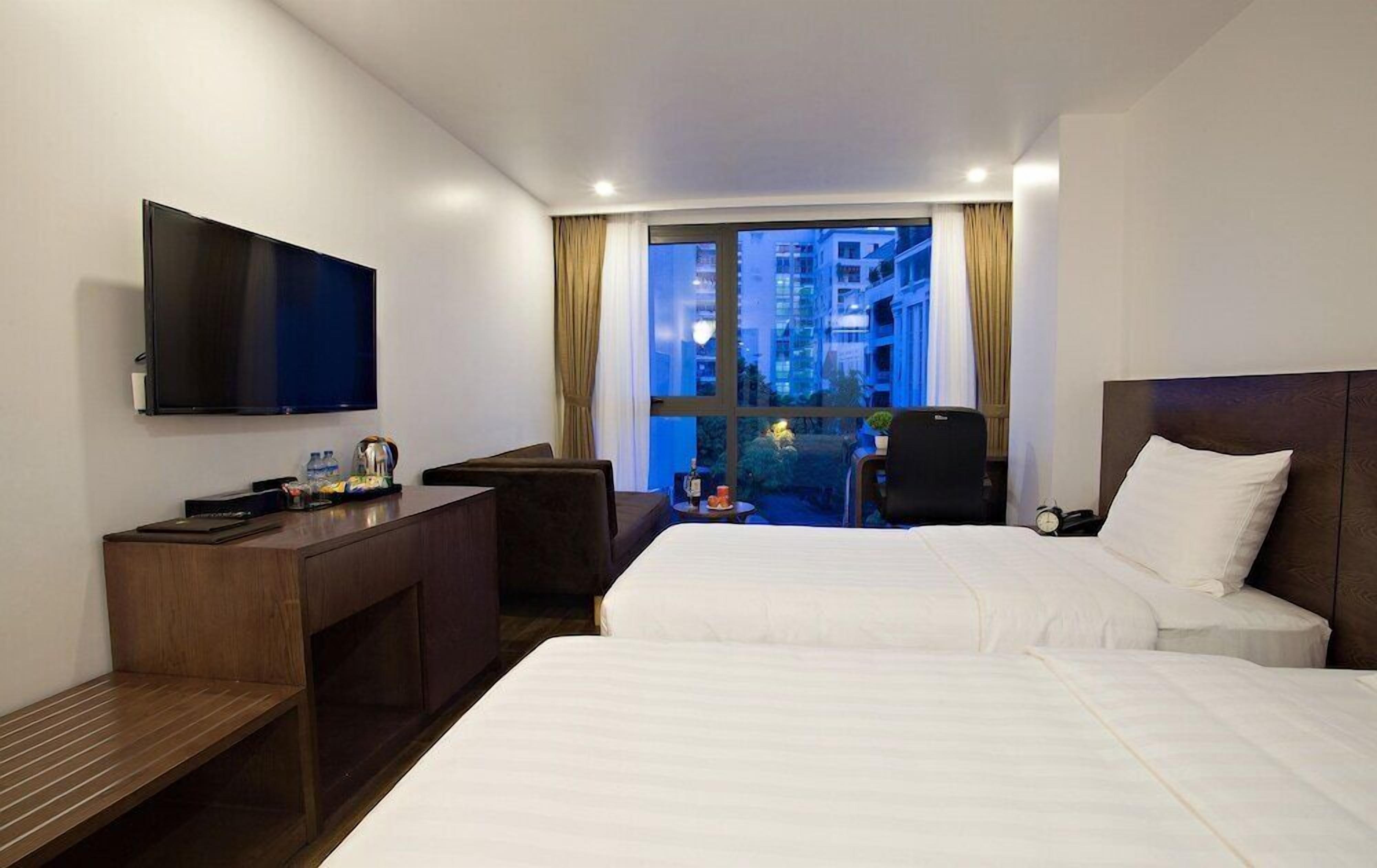 Minibar, in-room safe, desk, soundproofing