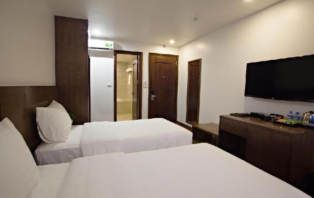 Minibar, in-room safe, desk, soundproofing